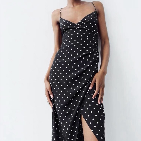 NWT ZARA POLKA DOT MIDI DRESS
BLACK / WHITE XL - Picture 4 of 8